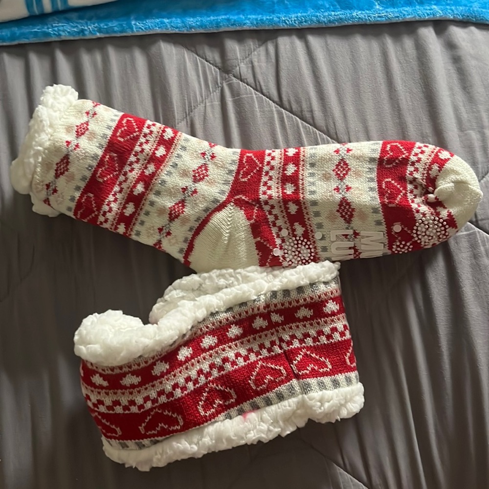 Muk Luks Headband- Sock Set